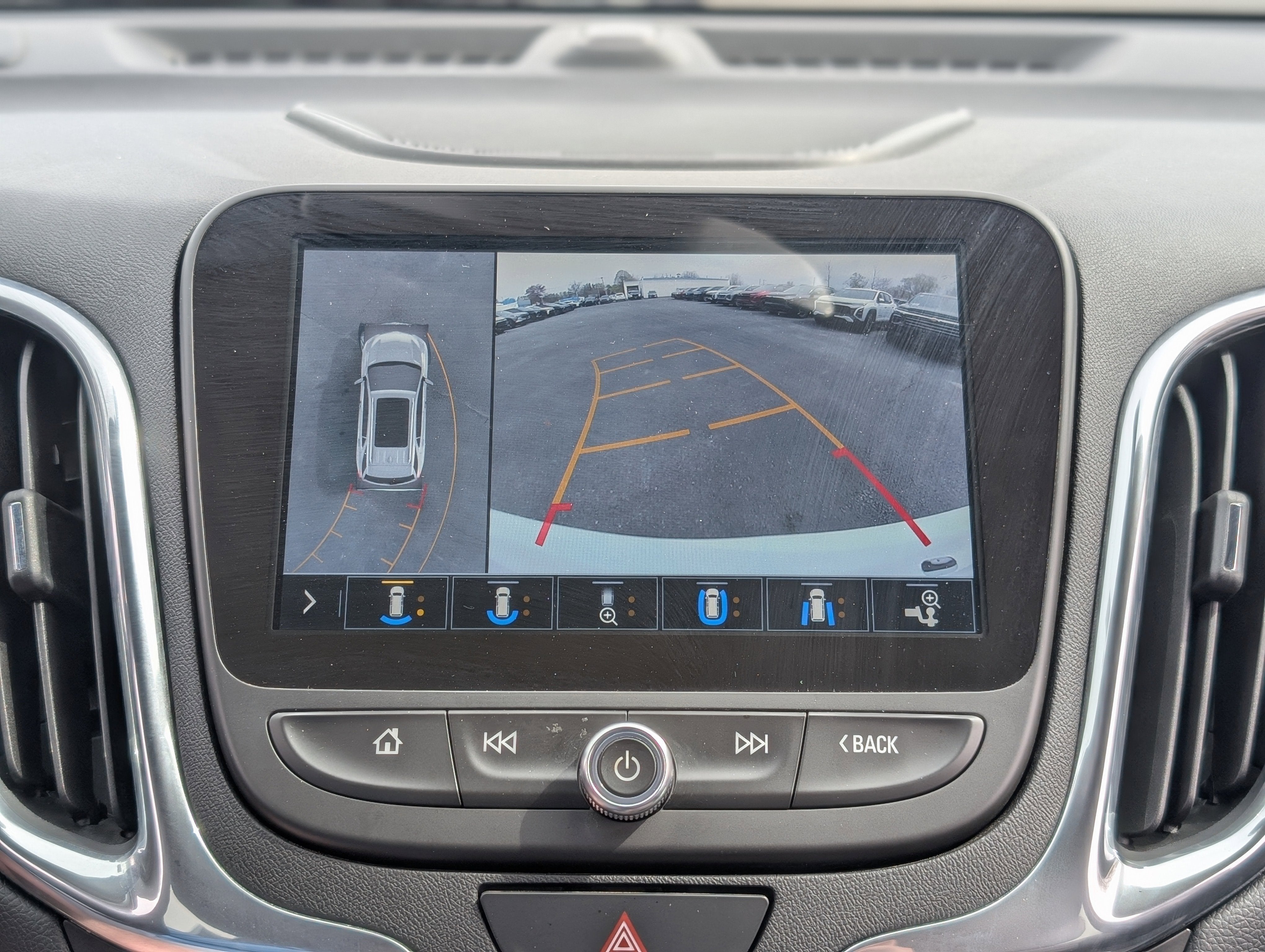 View vehicle photo 3