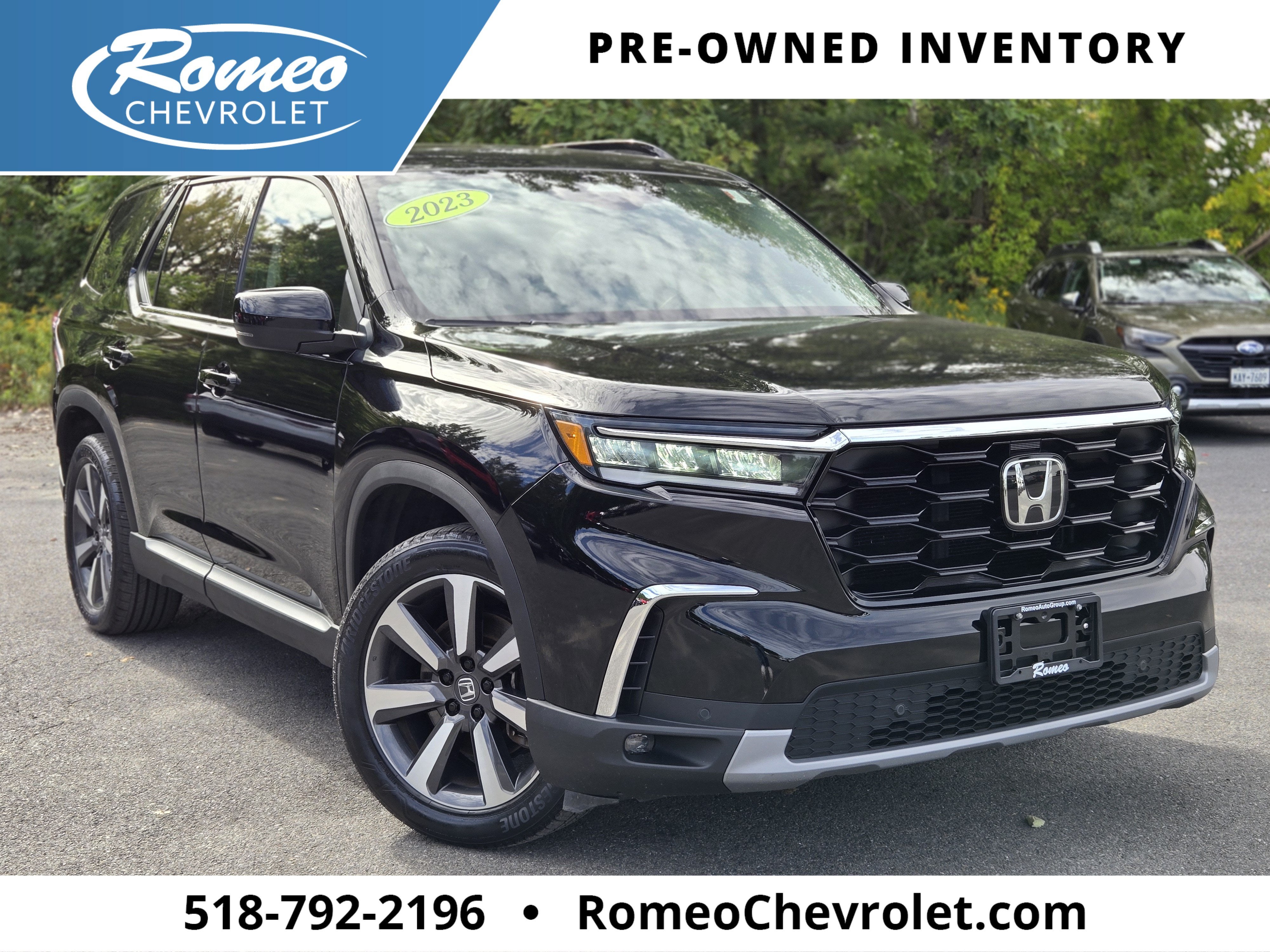  2023 Honda Pilot Touring AWD   