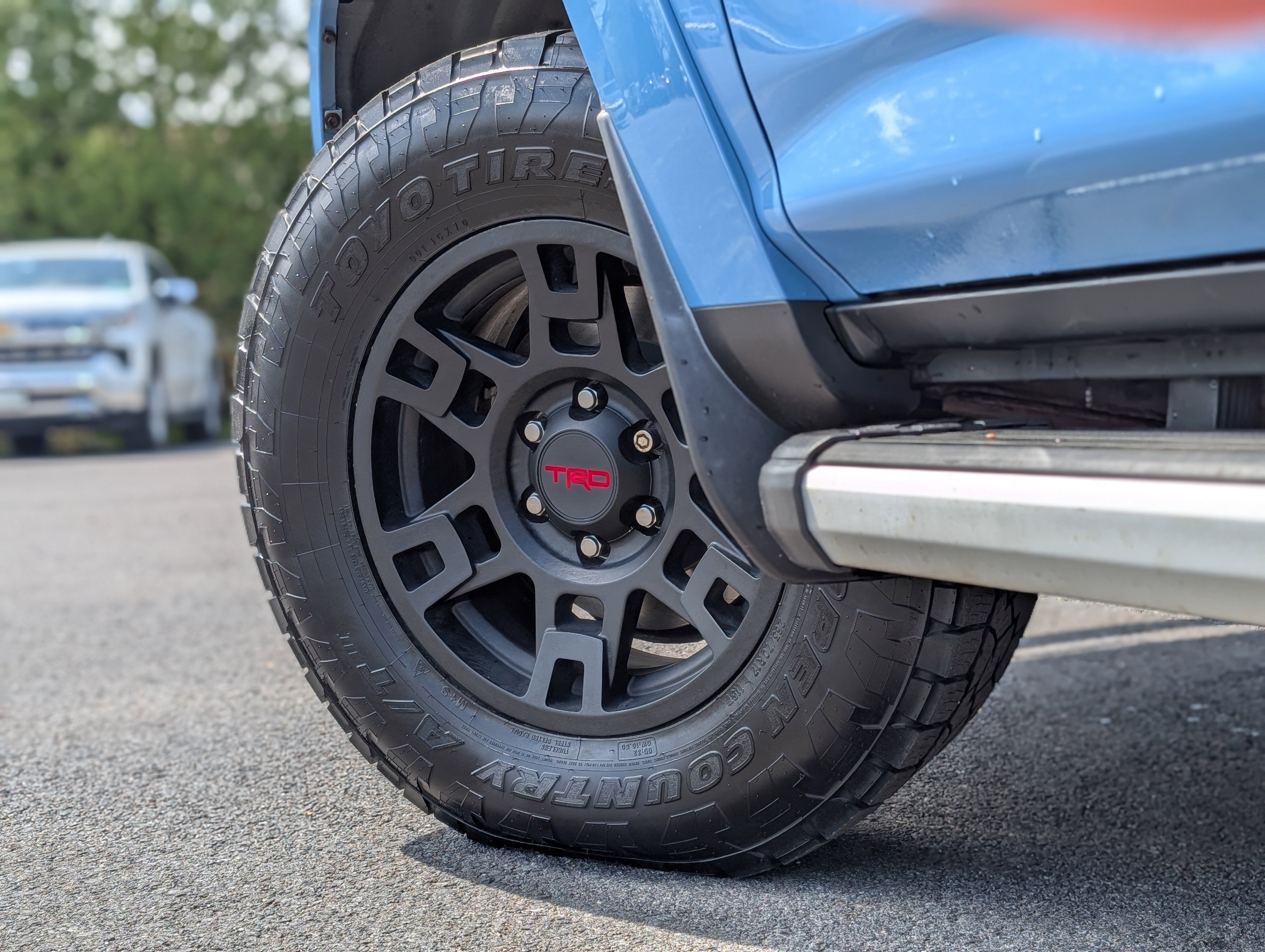 View vehicle photo 6