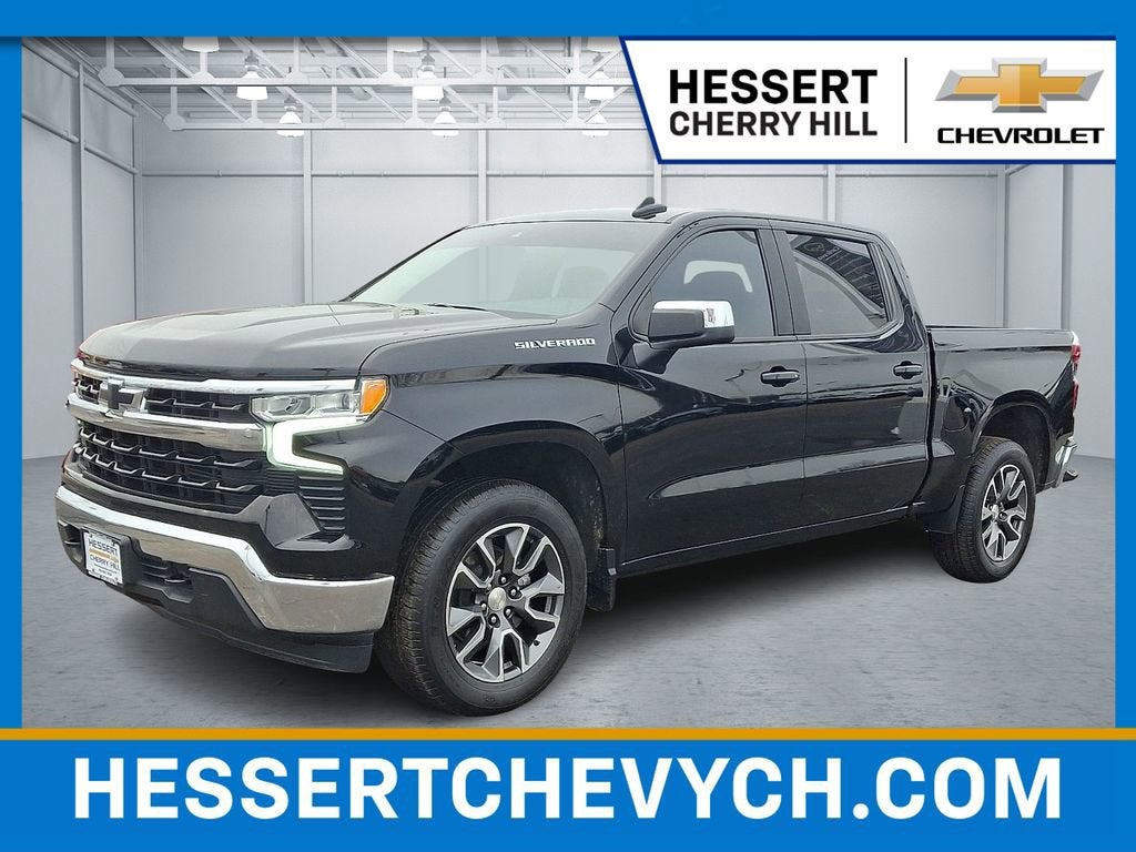 2023 Chevrolet Silverado 1500 LT Crew Cab 4WD