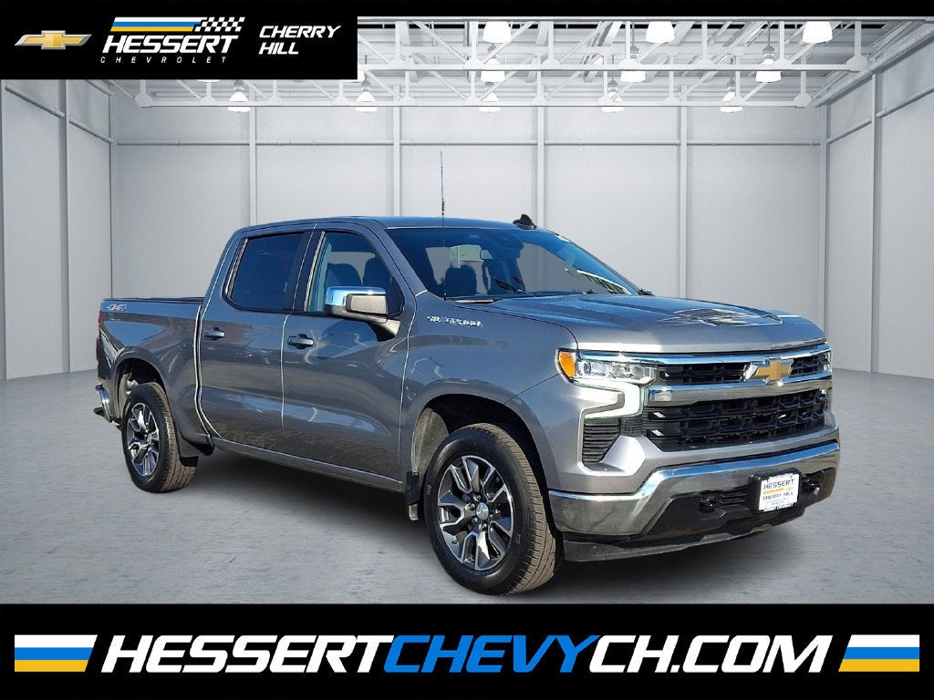Sterling Gray Metallic 2024 Chevrolet Silverado 1500 Pickup Truck Four-Wheel Drive Automatic