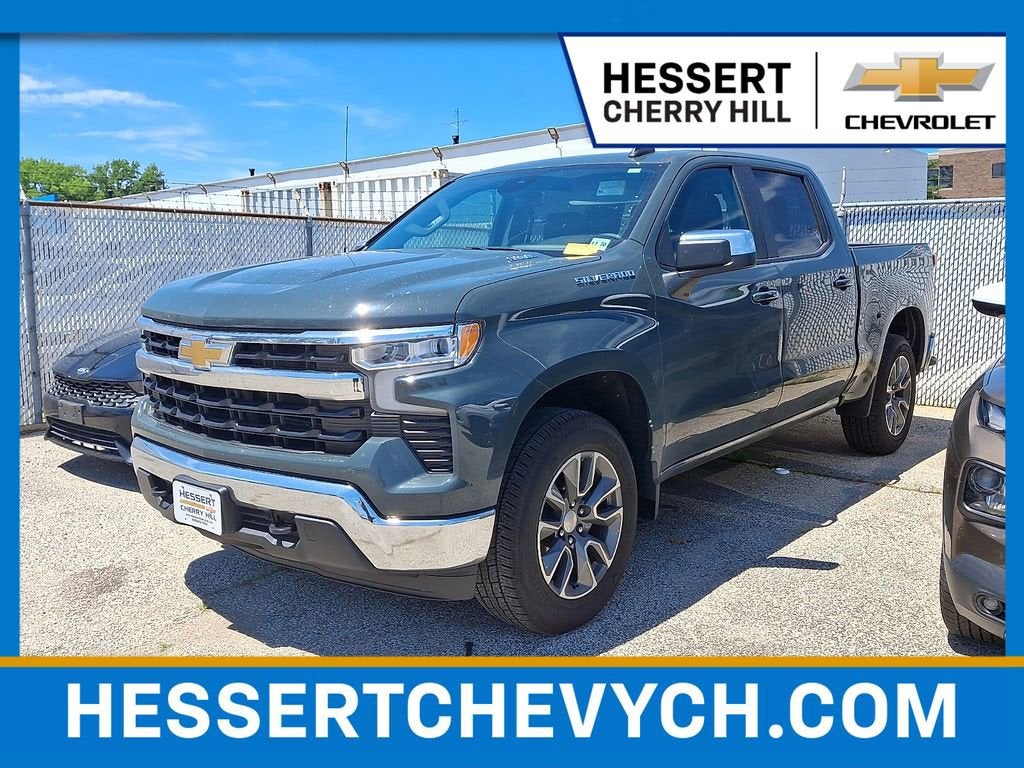 Cypress Gray 2026 Chevrolet Silverado 1500 LT Crew Cab 4WD Pickup Truck Four-Wheel Drive Automatic