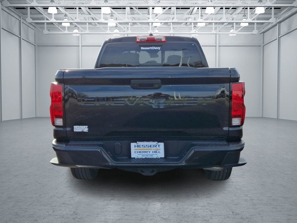 View vehicle photo 6