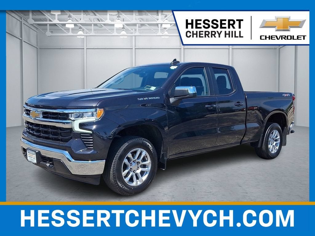 Dark Ash Metallic 2023 Chevrolet Silverado 1500 Pickup Truck Four-Wheel Drive Automatic