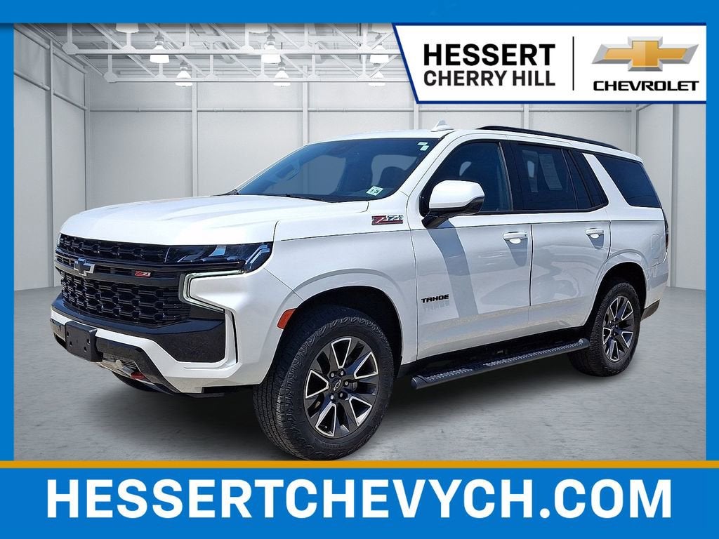 White (Iridescent Pearl Tricoat) 2023 Chevrolet Tahoe Z71 4WD SUV / Crossover Four-Wheel Drive Automatic