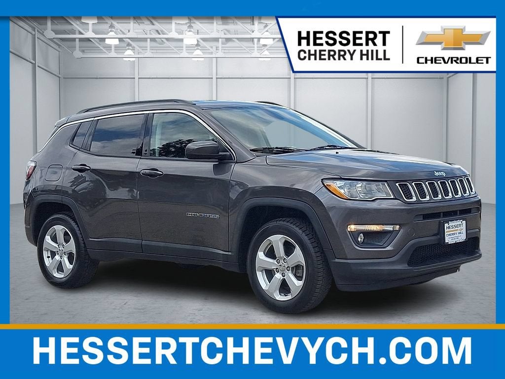 Gray 2020 Jeep Compass SUV / Crossover Four-Wheel Drive Automatic