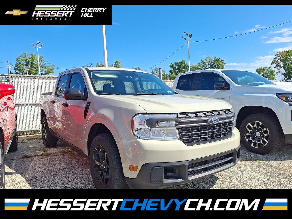  2024 Ford Maverick XLT SuperCrew AWD   