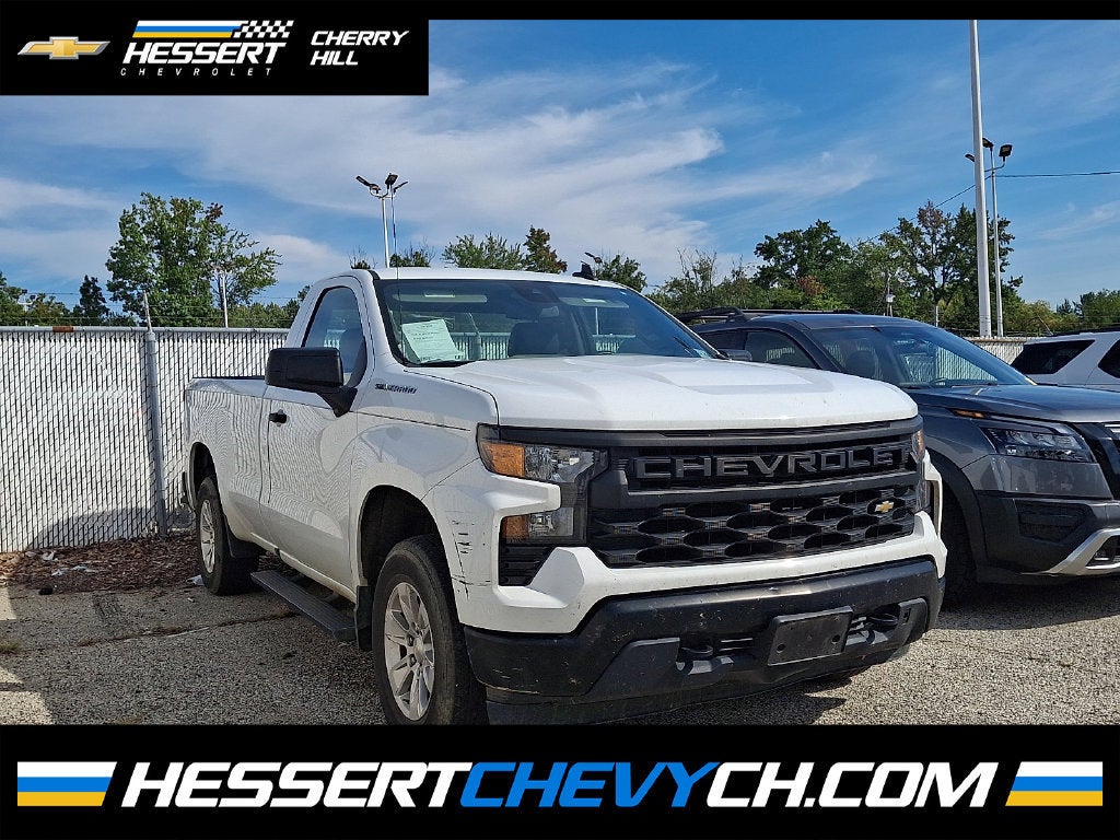 Summit White 2024 Chevrolet Silverado 1500 Pickup Truck Four-Wheel Drive Automatic