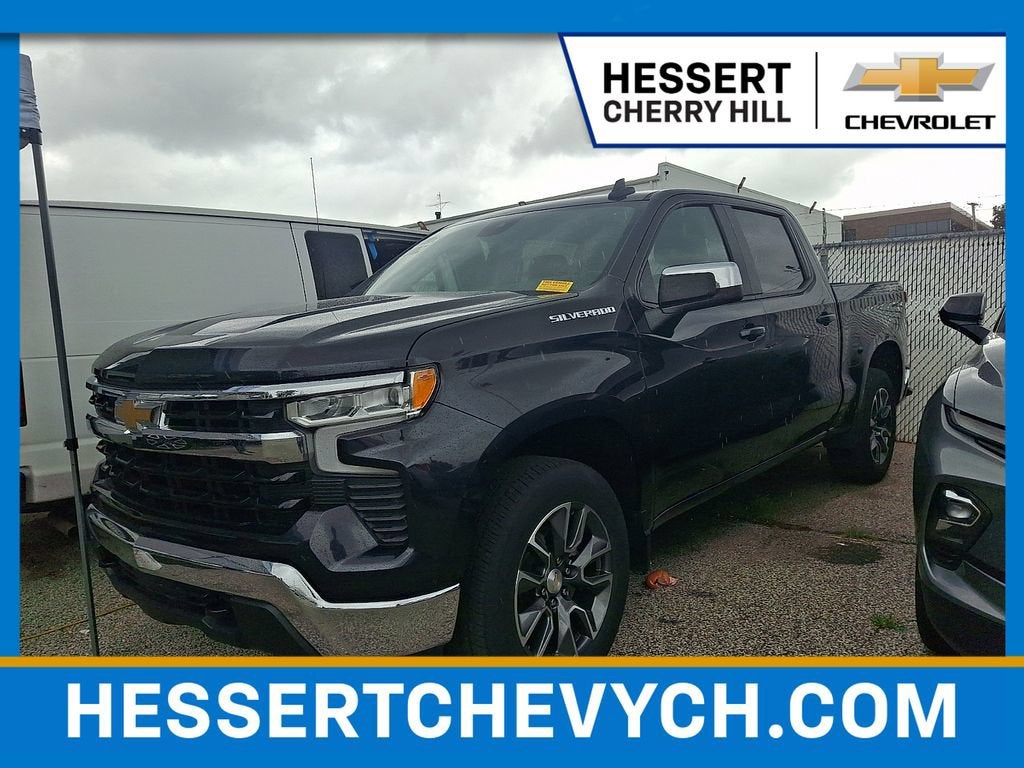  2023 Chevrolet Silverado 1500 LT Crew Cab 4WD   