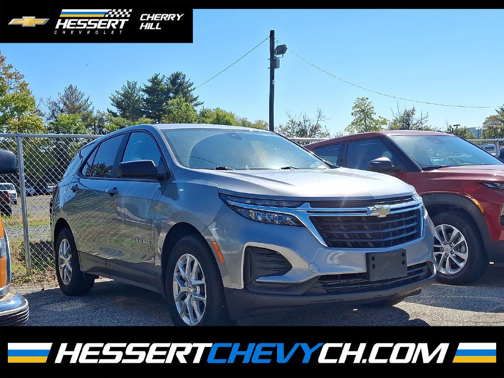 Sterling Gray Metallic 2023 Chevrolet Equinox SUV / Crossover Front-Wheel Drive Automatic
