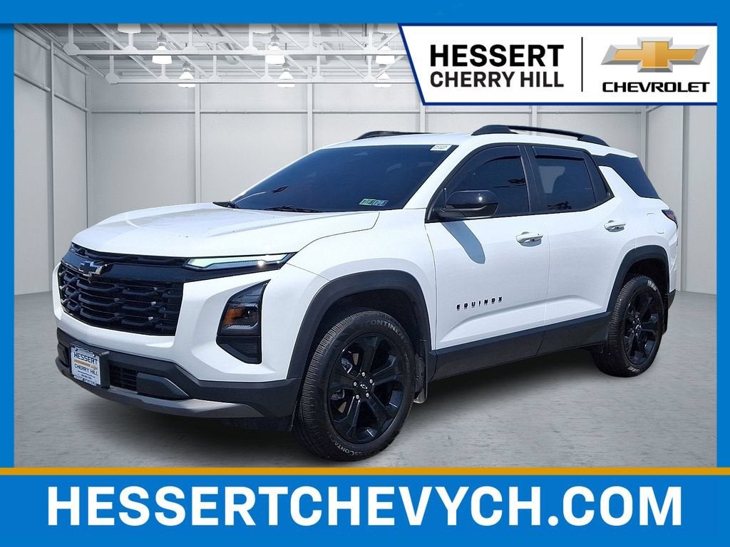 Summit White 2026 Chevrolet Equinox SUV / Crossover Front-Wheel Drive Automatic