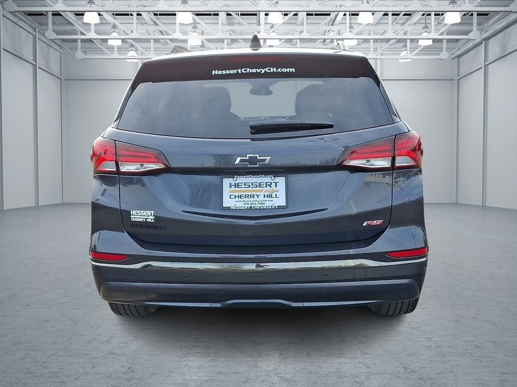 View vehicle photo 6