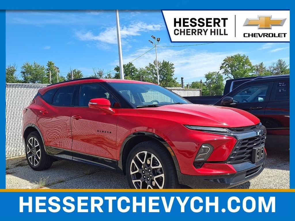Red Hot 2024 Chevrolet Blazer SUV / Crossover Front-Wheel Drive Automatic