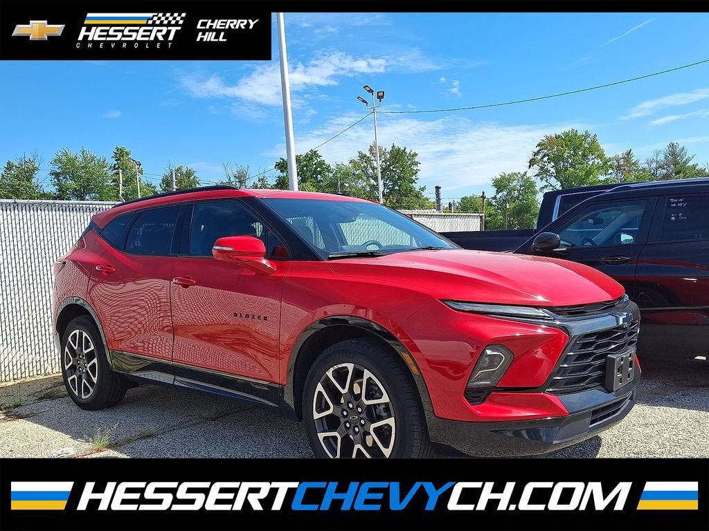 Red Hot 2024 Chevrolet Blazer SUV / Crossover Front-Wheel Drive Automatic