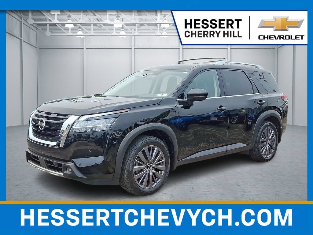 Black 2023 Nissan Pathfinder SUV / Crossover All-Wheel Drive Automatic