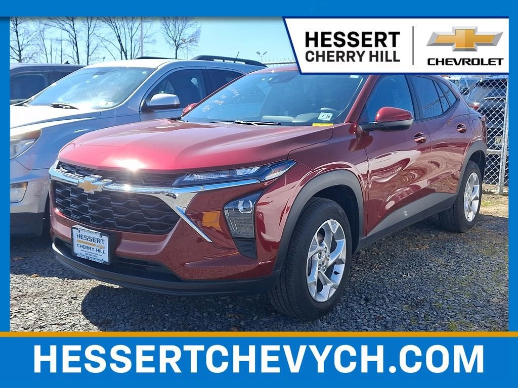 2025 Chevrolet Trax LS FWD