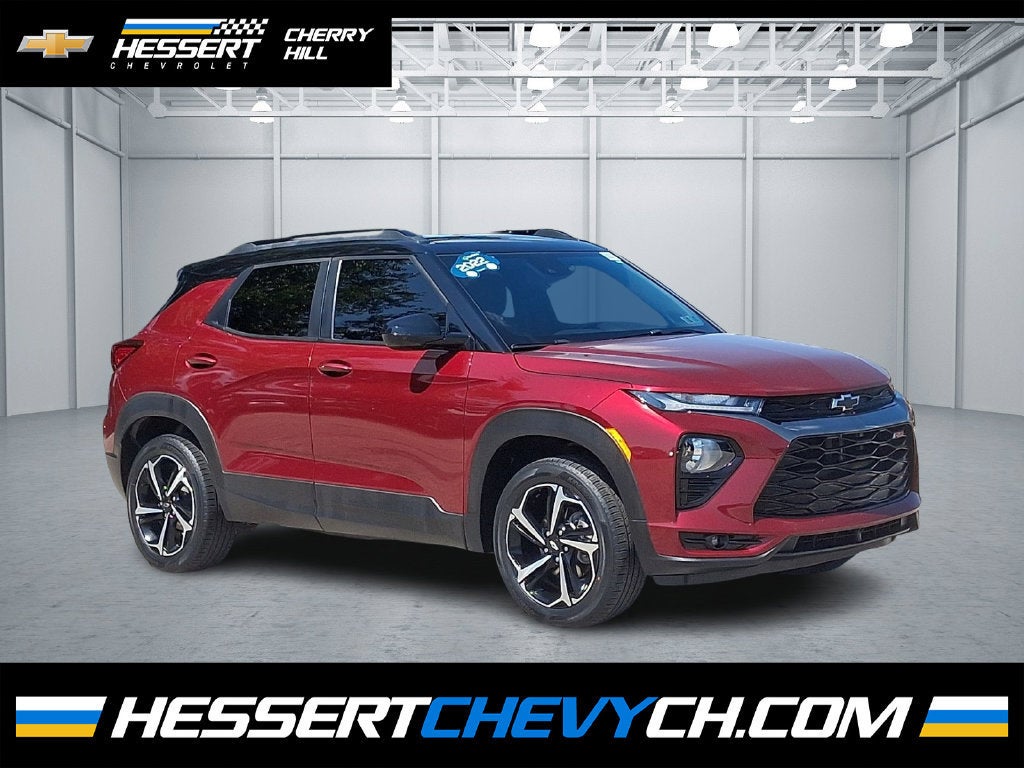 Red (Crimson Metallic) 2022 Chevrolet Trailblazer SUV / Crossover Four-Wheel Drive Automatic