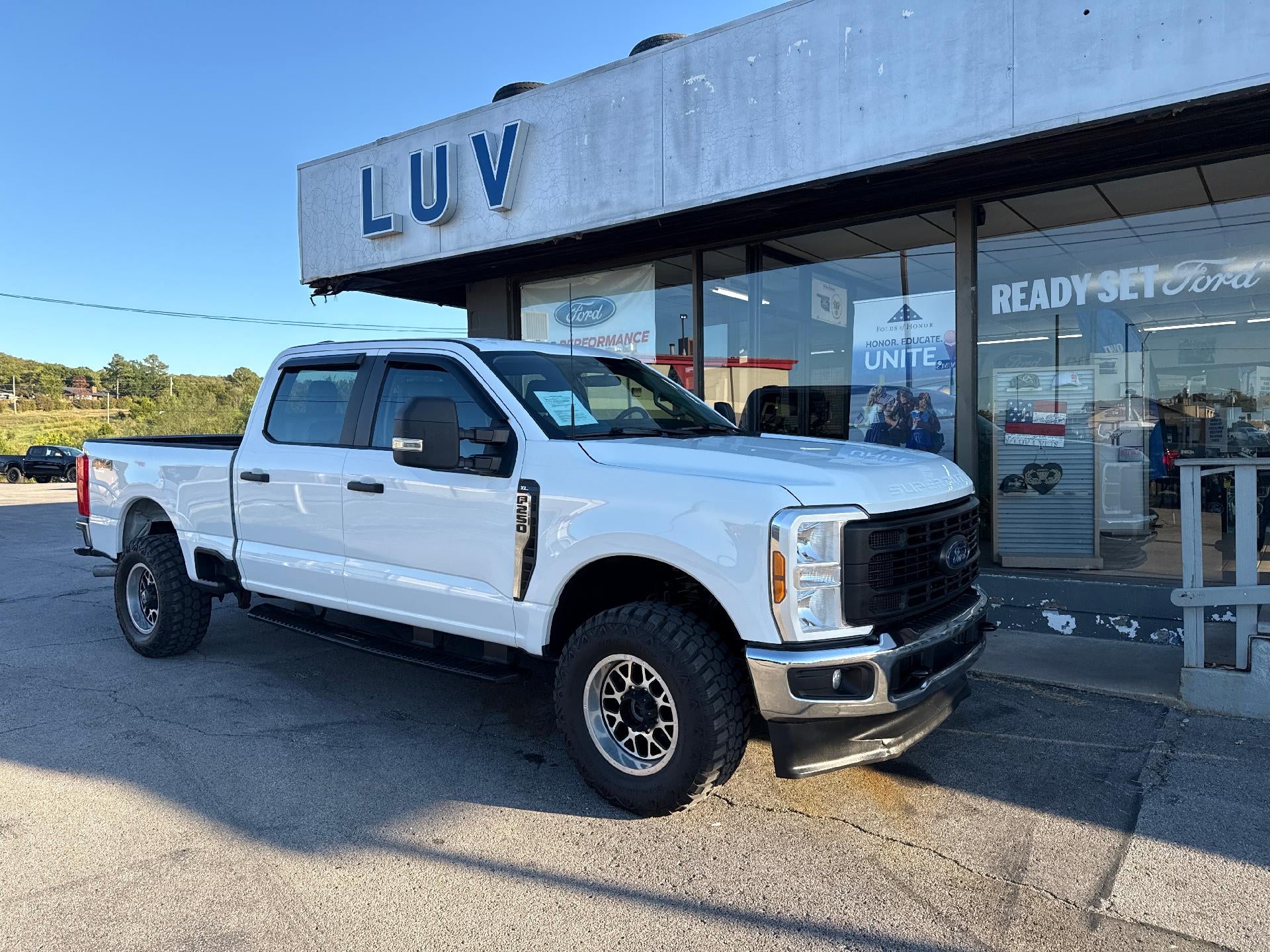 2024 Ford F-250 Super Duty XL Crew Cab 4WD