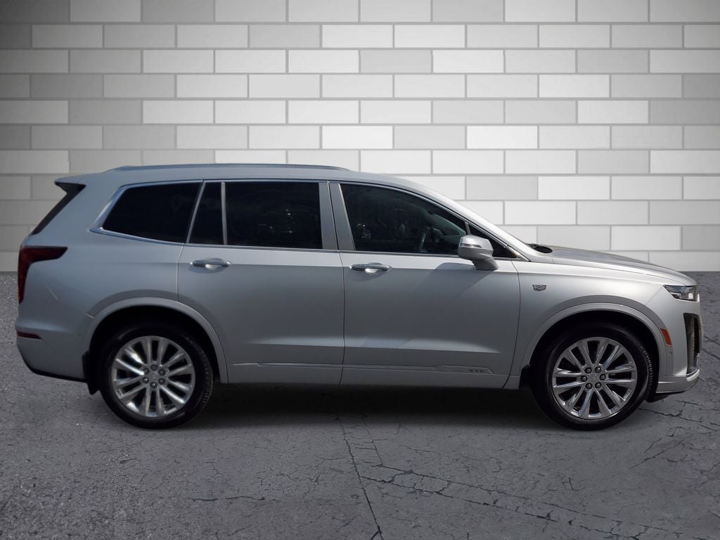 View vehicle photo 6