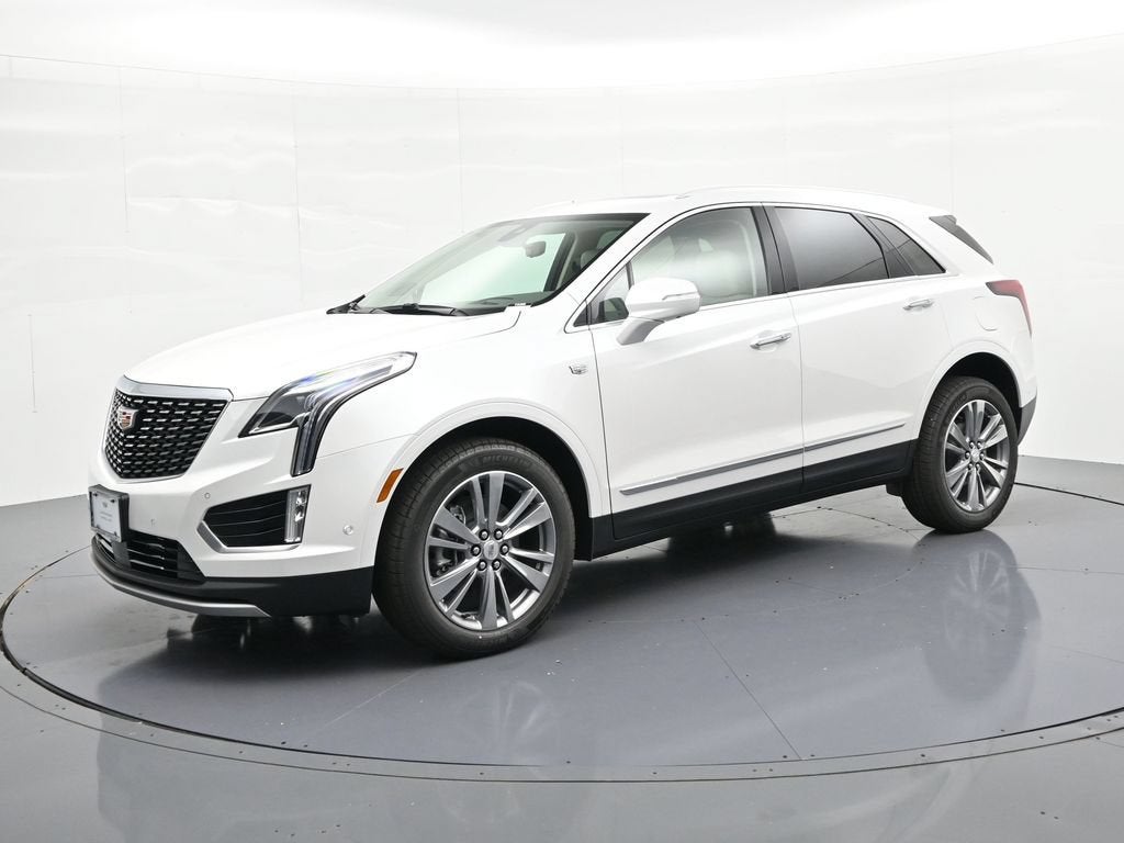 Crystal White Tricoat 2026 Cadillac XT5 SUV / Crossover Front-Wheel Drive Automatic