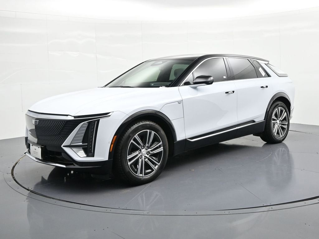 Vibrant White Tricoat 2026 Cadillac LYRIQ SUV / Crossover All-Wheel Drive Automatic