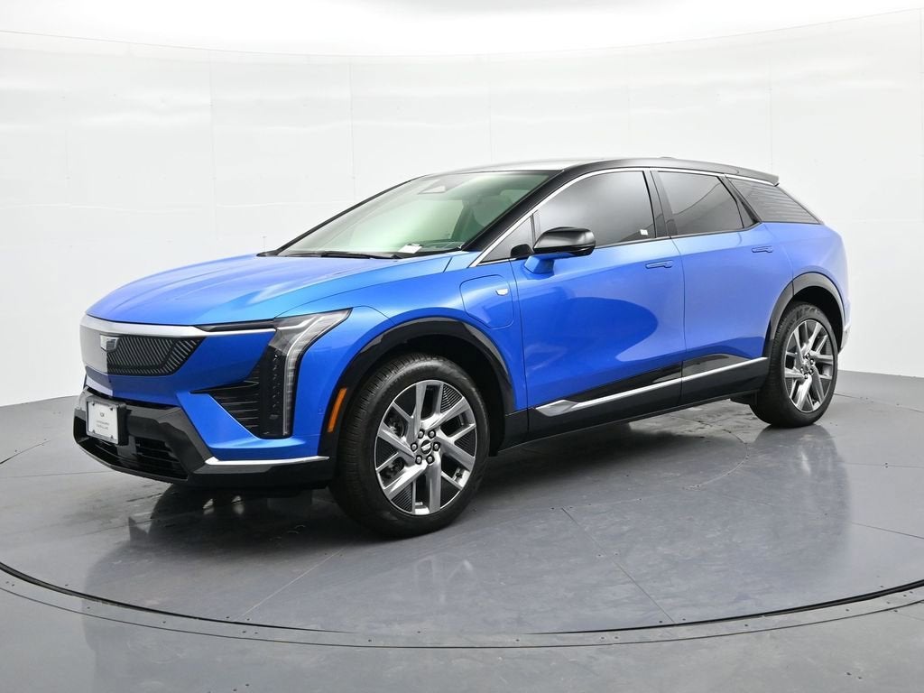 2026 Cadillac OPTIQ Luxury AWD