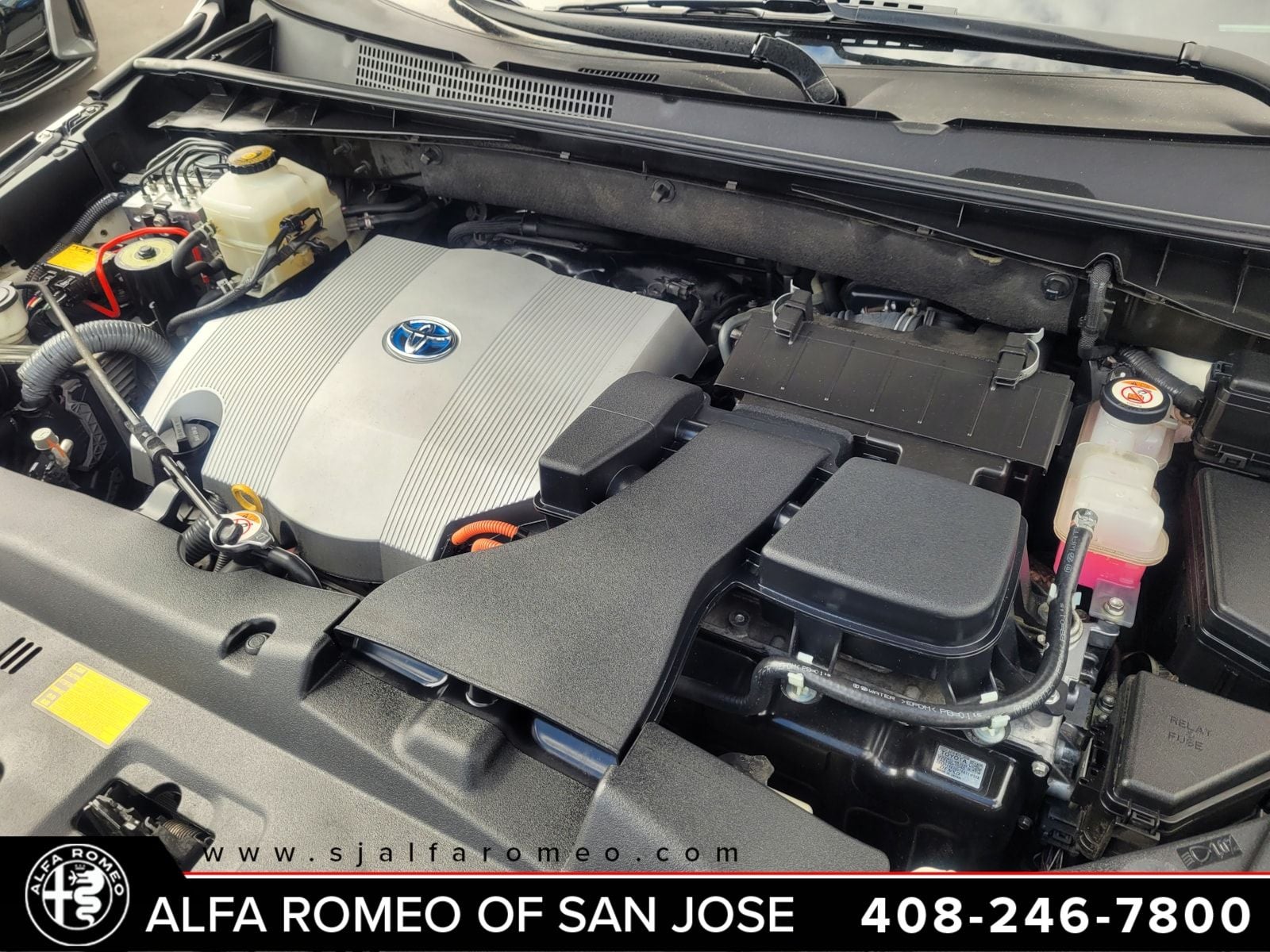 View vehicle photo 7