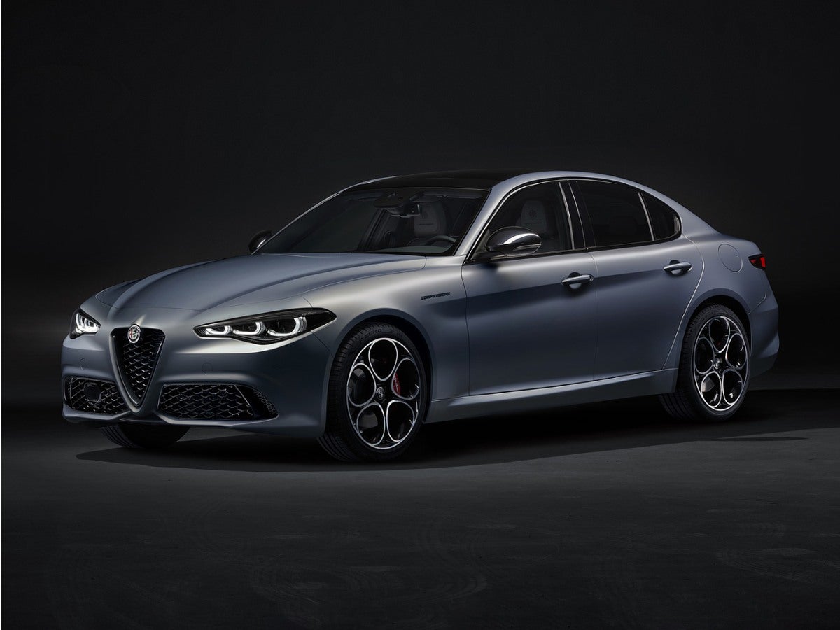  2024 Alfa Romeo Giulia Veloce RWD   