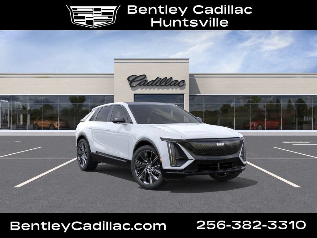 Vibrant White Tricoat 2026 Cadillac LYRIQ SUV / Crossover Rear-Wheel Drive Automatic