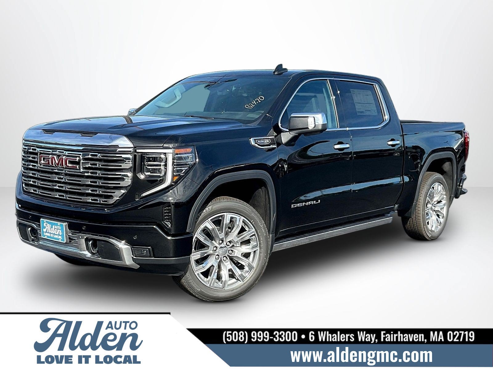 Onyx Black 2026 GMC Sierra 1500 Pickup Truck Four-Wheel Drive Automatic
