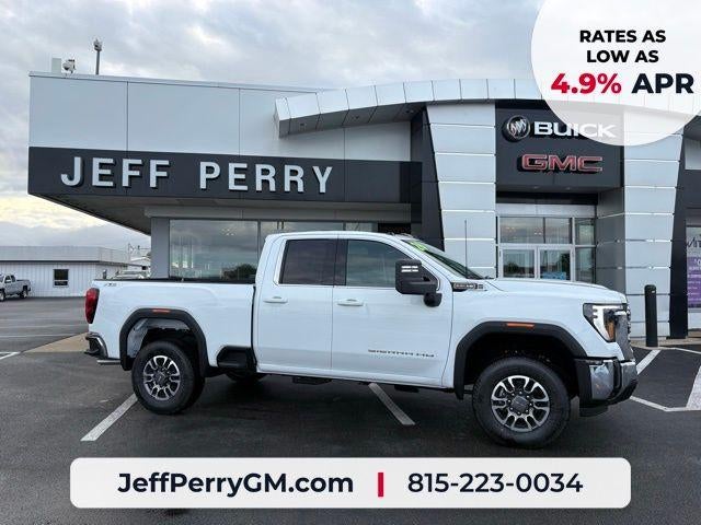 Summit White 2026 GMC Sierra 2500HD Pickup Truck Four-Wheel Drive Automatic