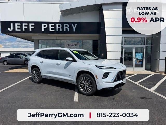 Iridescent White Tricoat 2026 Buick Enclave Avenir AWD SUV / Crossover Four-Wheel Drive Automatic