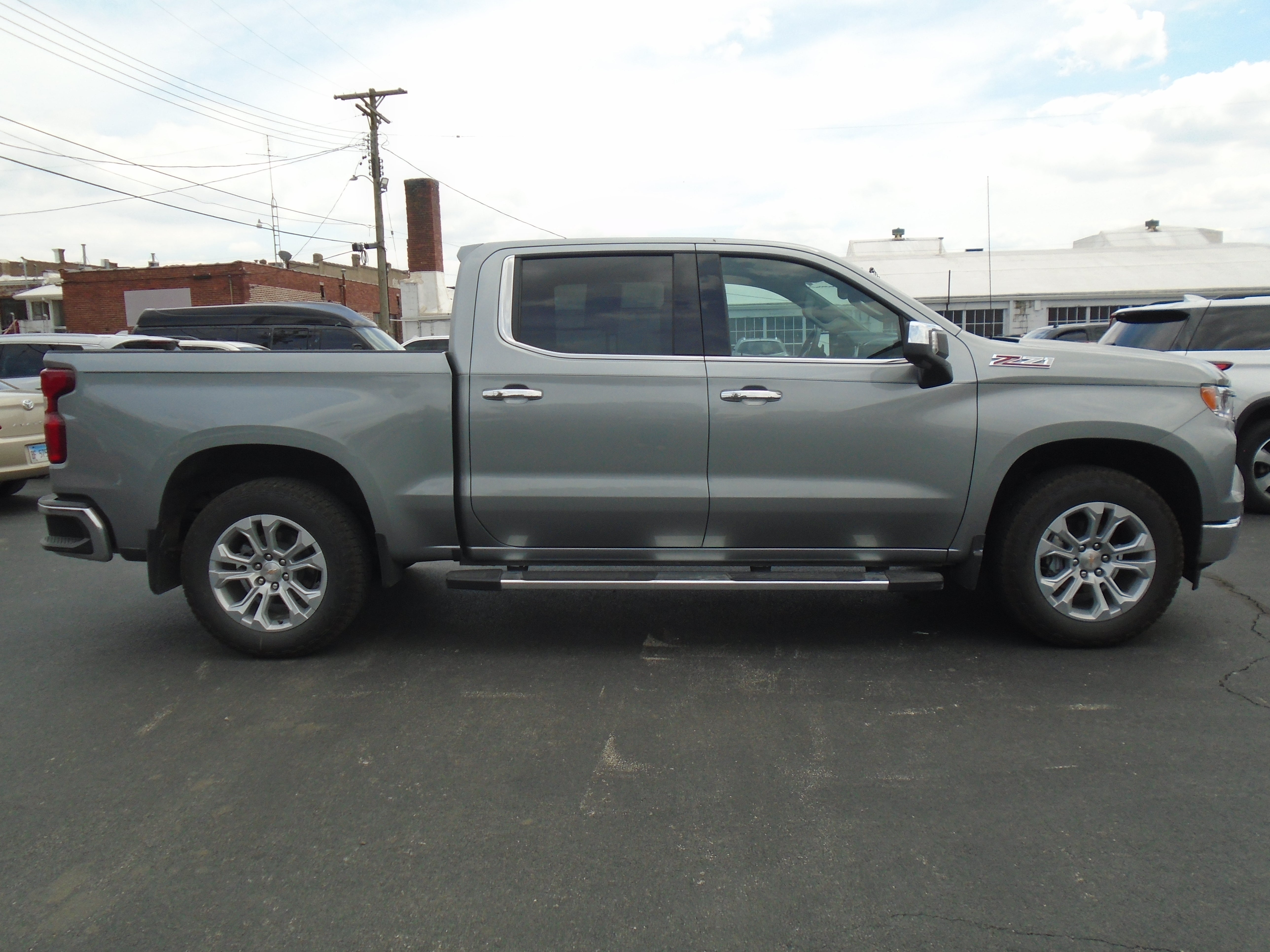  2026 Chevrolet Silverado 1500 LTZ Crew Cab 4WD   