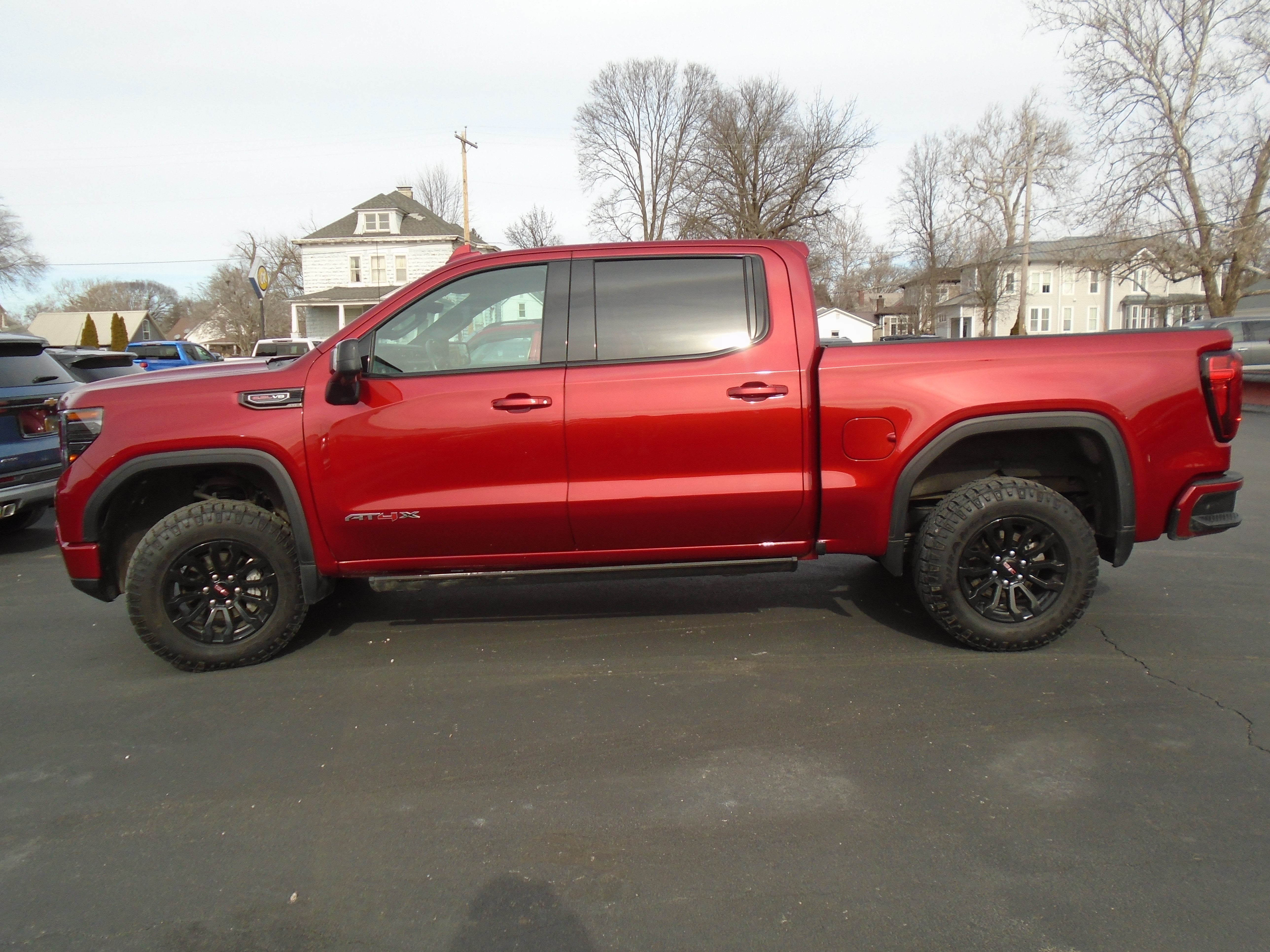 2022 GMC Sierra 1500 AT4X Crew Cab 4WD