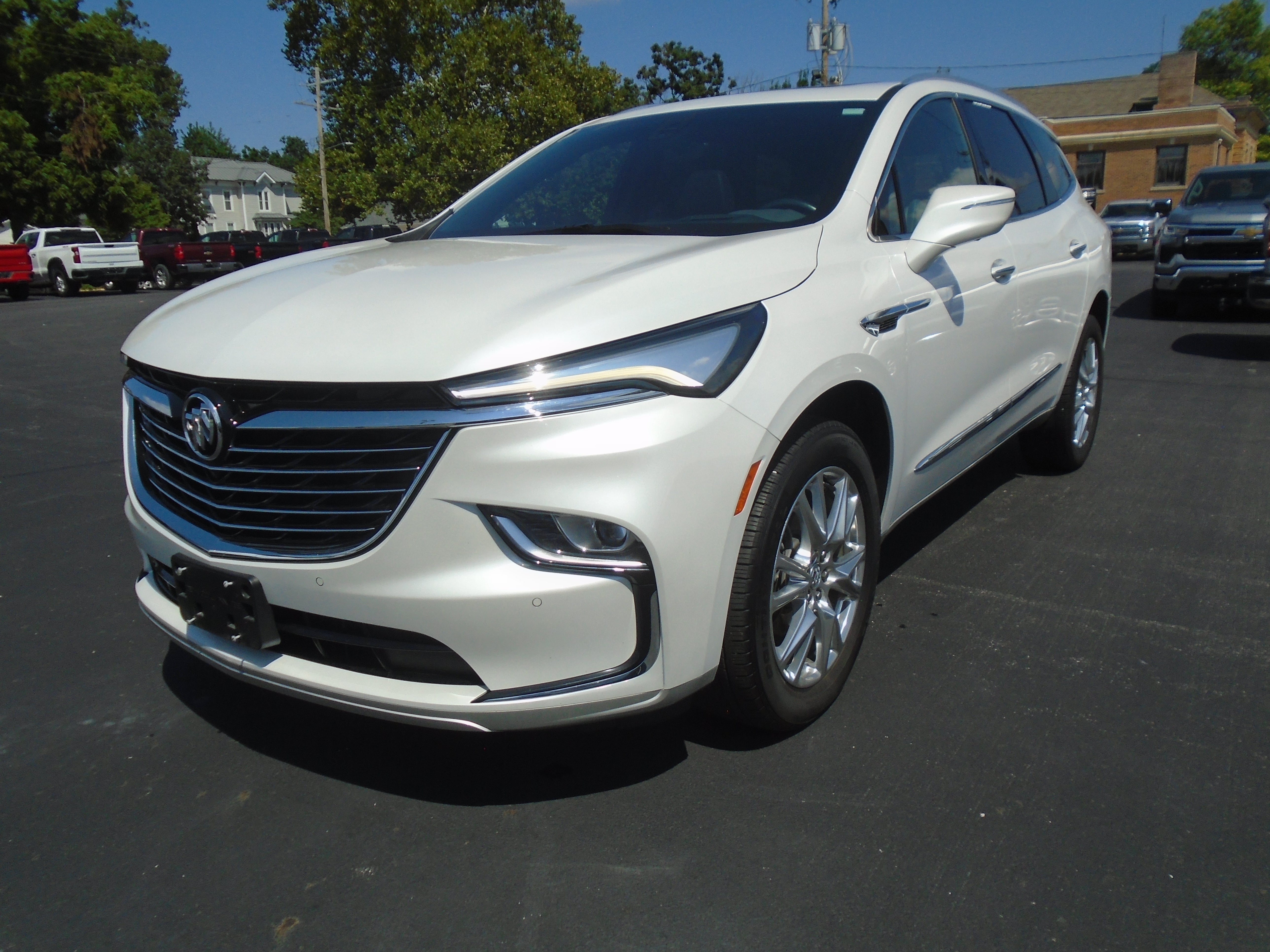  2023 Buick Enclave Premium FWD   