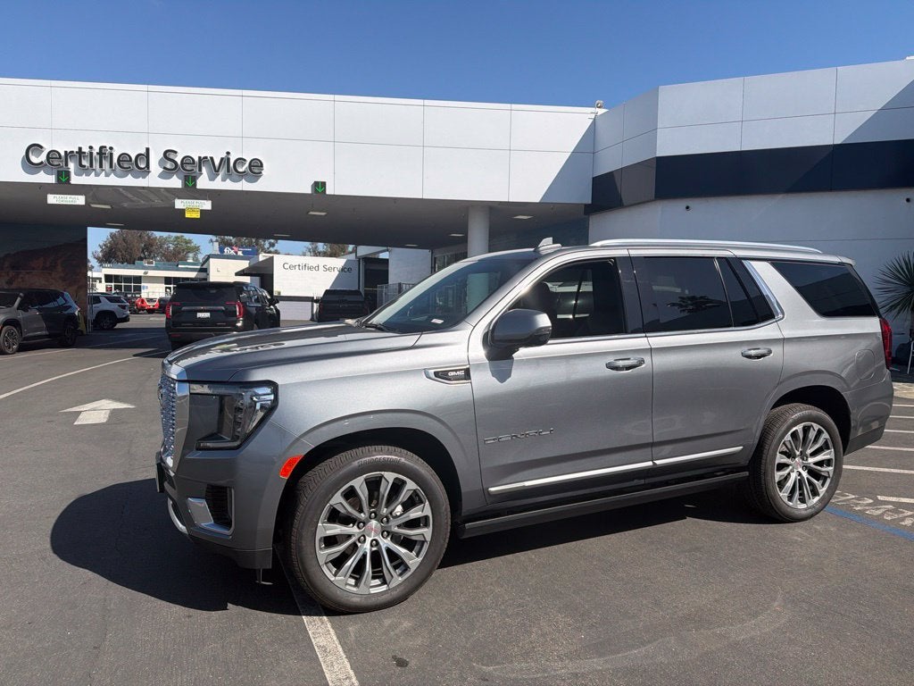  2021 GMC Yukon Denali 4WD   