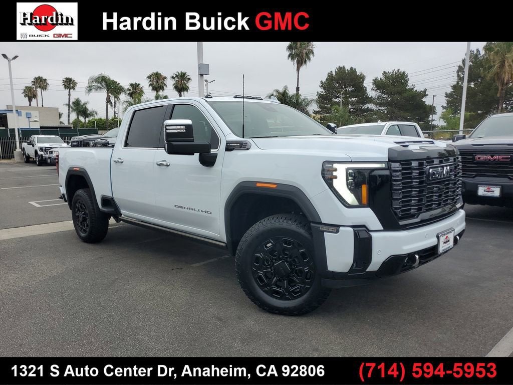 Glacier White Tricoat 2026 GMC Sierra 2500HD Pickup Truck Four-Wheel Drive Automatic