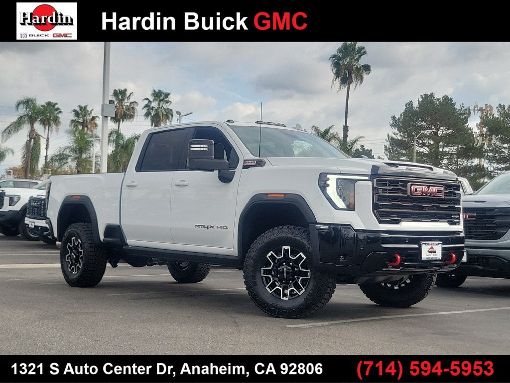Summit White 2026 GMC Sierra 2500HD Pickup Truck Four-Wheel Drive Automatic