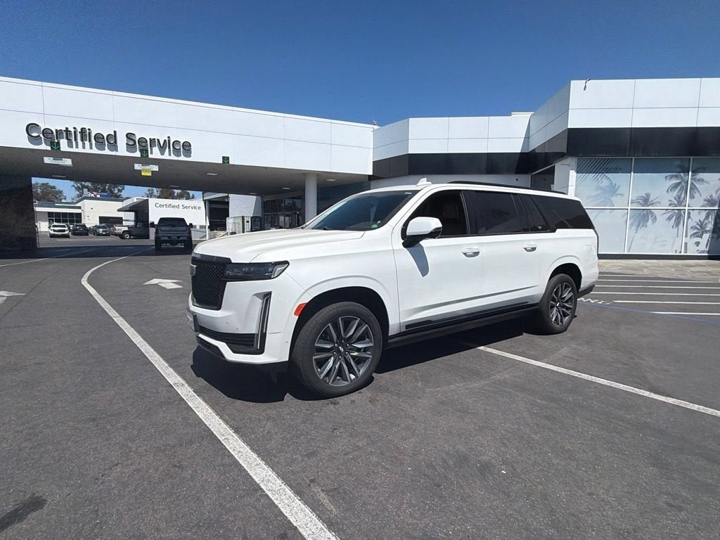 Crystal White Tricoat 2022 Cadillac Escalade ESV SUV / Crossover Four-Wheel Drive Automatic