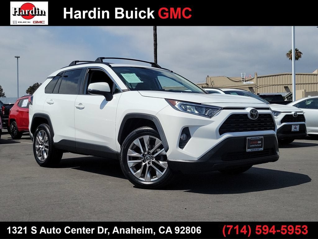 White 2019 Toyota RAV4 SUV / Crossover Front-Wheel Drive 8-Speed Automatic