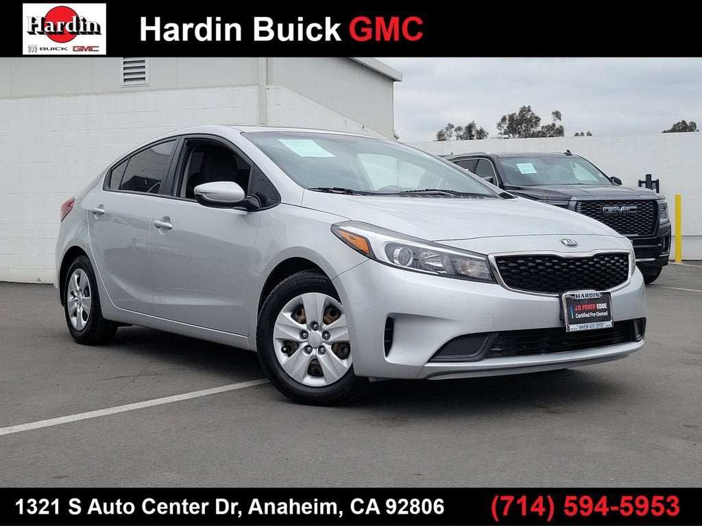 Gray 2018 Kia Forte Sedan Front-Wheel Drive 6-Speed Automatic