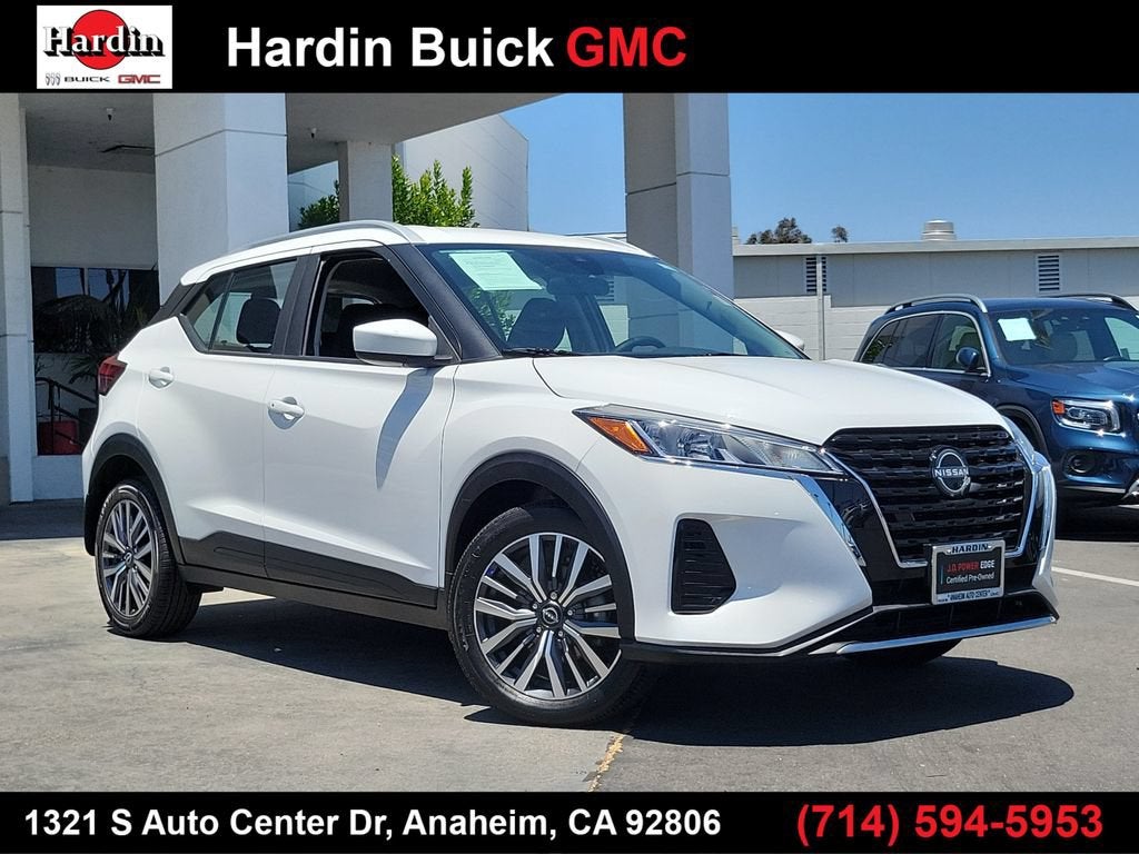 White 2024 Nissan Kicks SUV / Crossover Front-Wheel Drive Continuously Variable Transmission