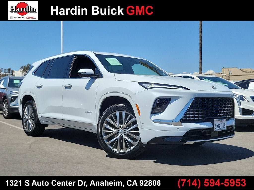 Iridescent White Tricoat 2026 Buick Enclave SUV / Crossover Front-Wheel Drive Automatic