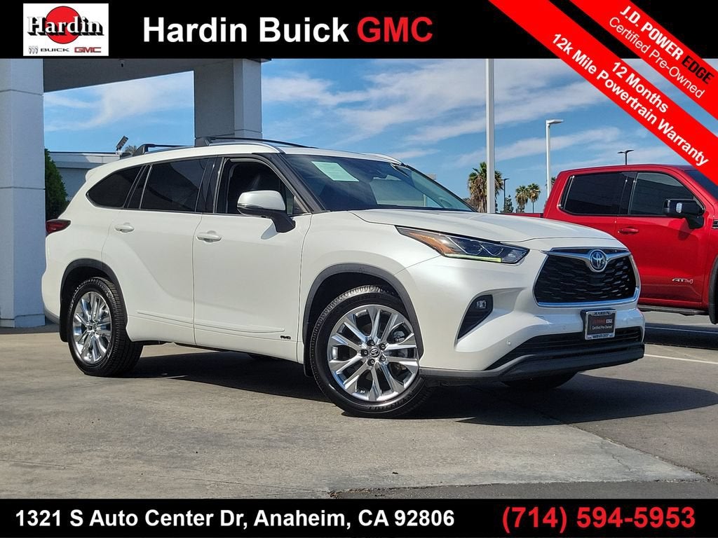 Off-White 2023 Toyota Highlander Hybrid SUV / Crossover All-Wheel Drive 