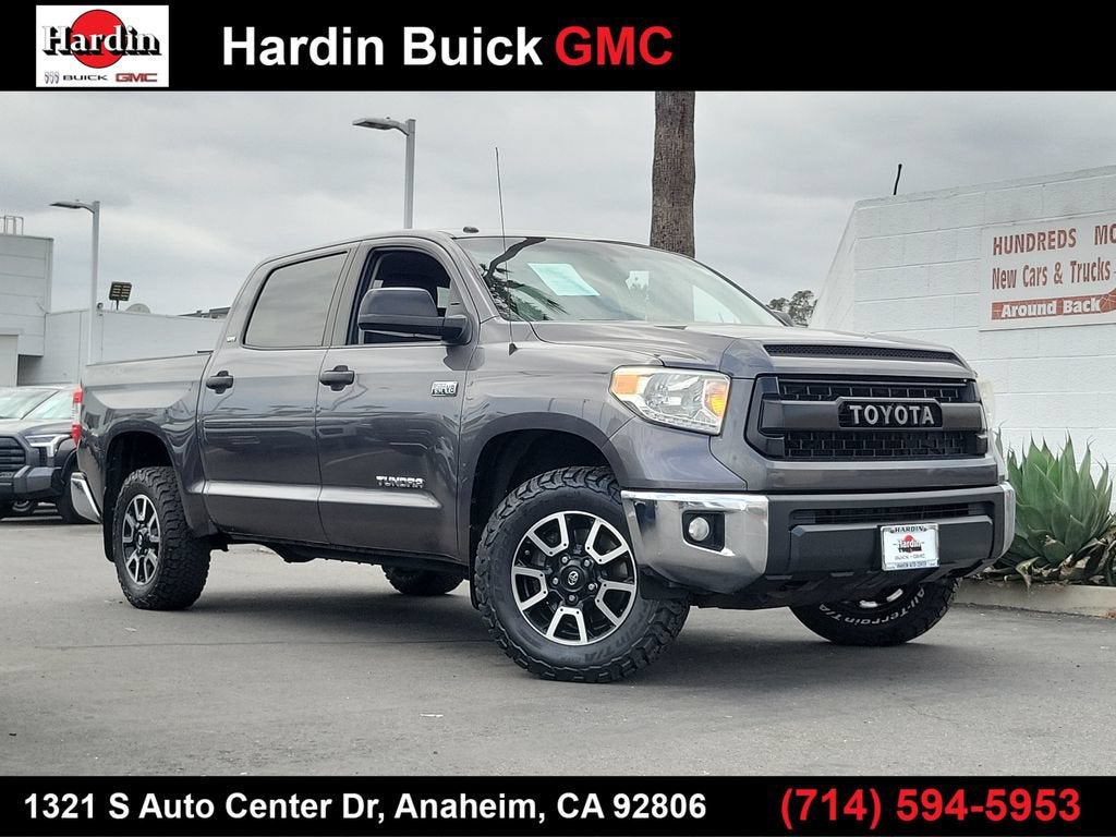 Gray 2017 Toyota Tundra Pickup Truck Four-Wheel Drive 6-Speed Automatic Overdrive