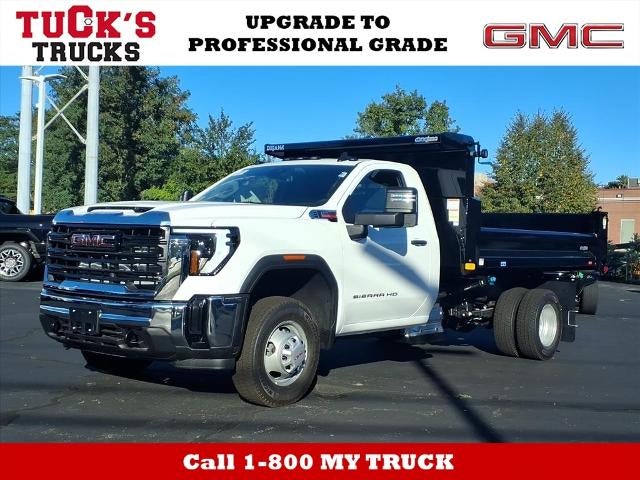 Summit White 2025 GMC Sierra 3500HD Chassis Pickup Truck Four-Wheel Drive Automatic