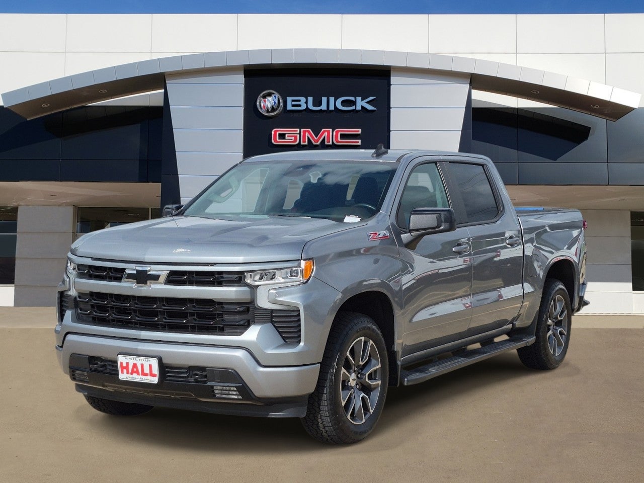 View vehicle photo 3