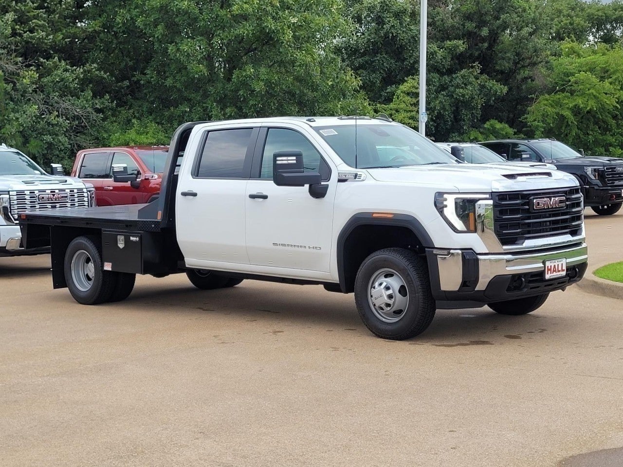 Summit White 2026 GMC Sierra 3500HD Chassis Pickup Truck Four-Wheel Drive Automatic