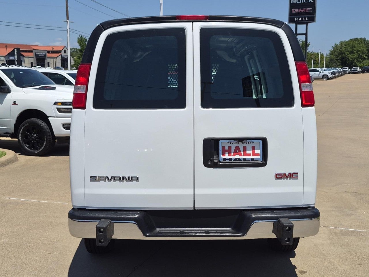 View vehicle photo 5