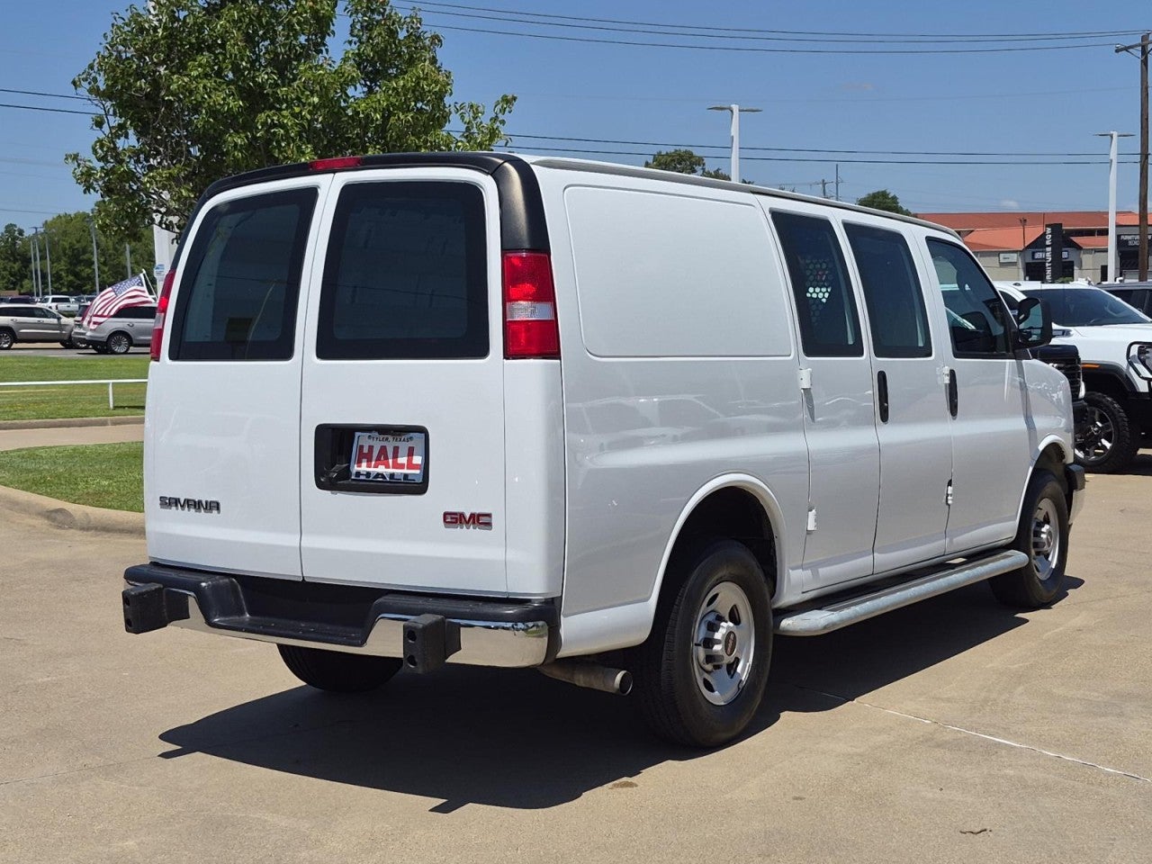 View vehicle photo 6